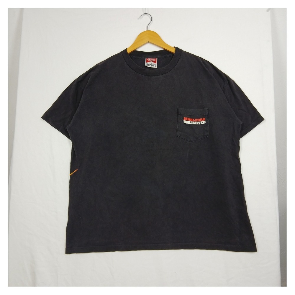 Vintage Marlboro Unlimited Lizard Graphic Pocket T-Shirt XL Black Made in USA